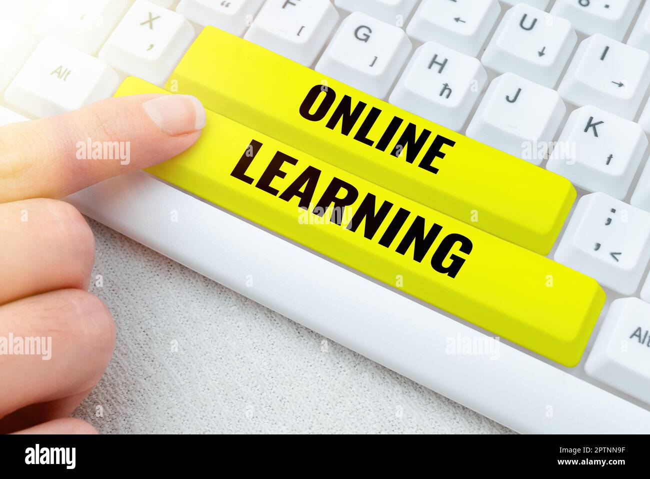 Conceptual caption Online Learning, Business overview educational tool