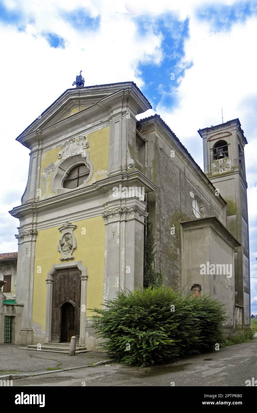 Oratorio di S. Pietro Apostolo in Casolate è una frazione del comune lombardo di Zelo Buon Persico. Stock Photo