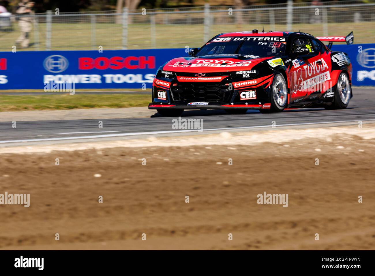 Toyota forklifts hires stock photography and images Alamy