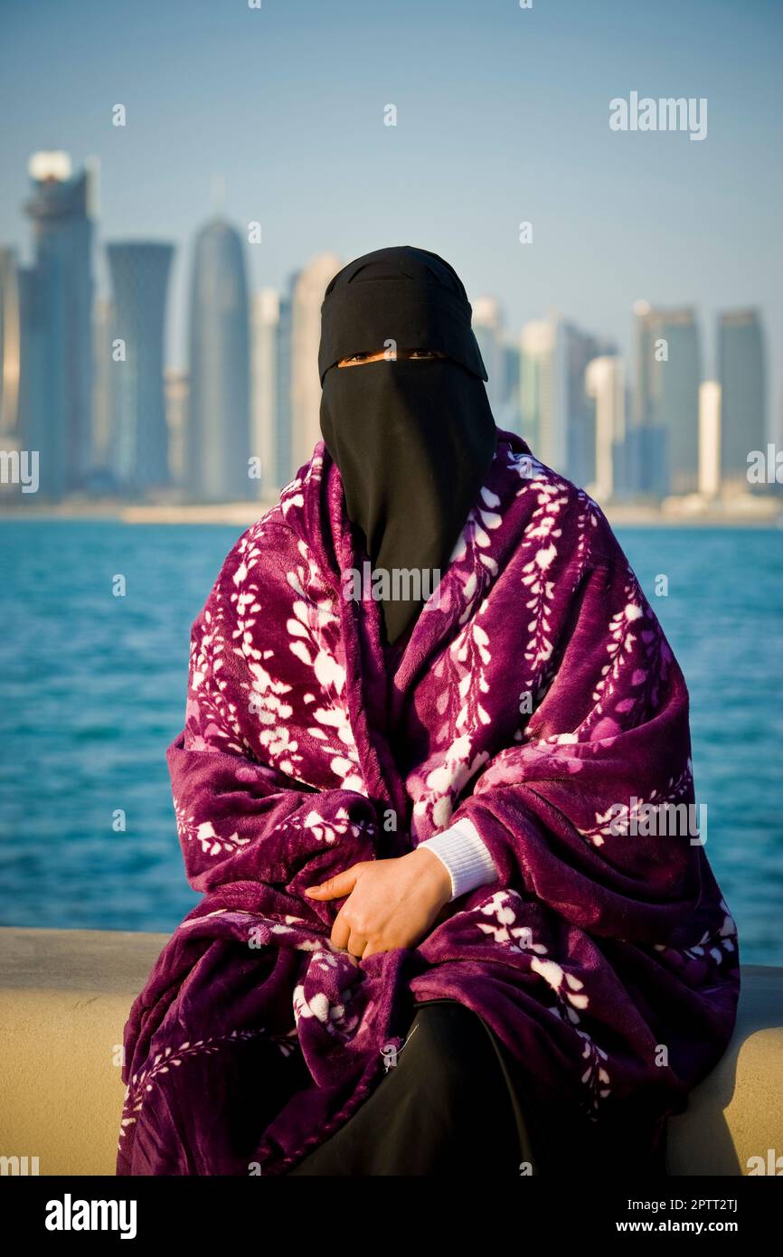 Qatar, Doha, Saudi woman Stock Photo
