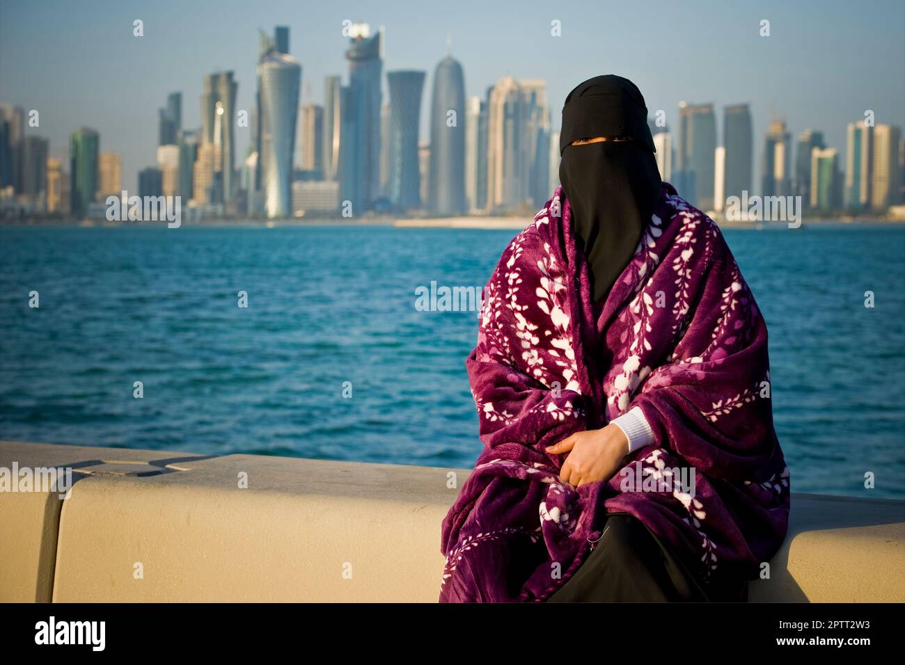 Qatar, Doha, Saudi woman Stock Photo