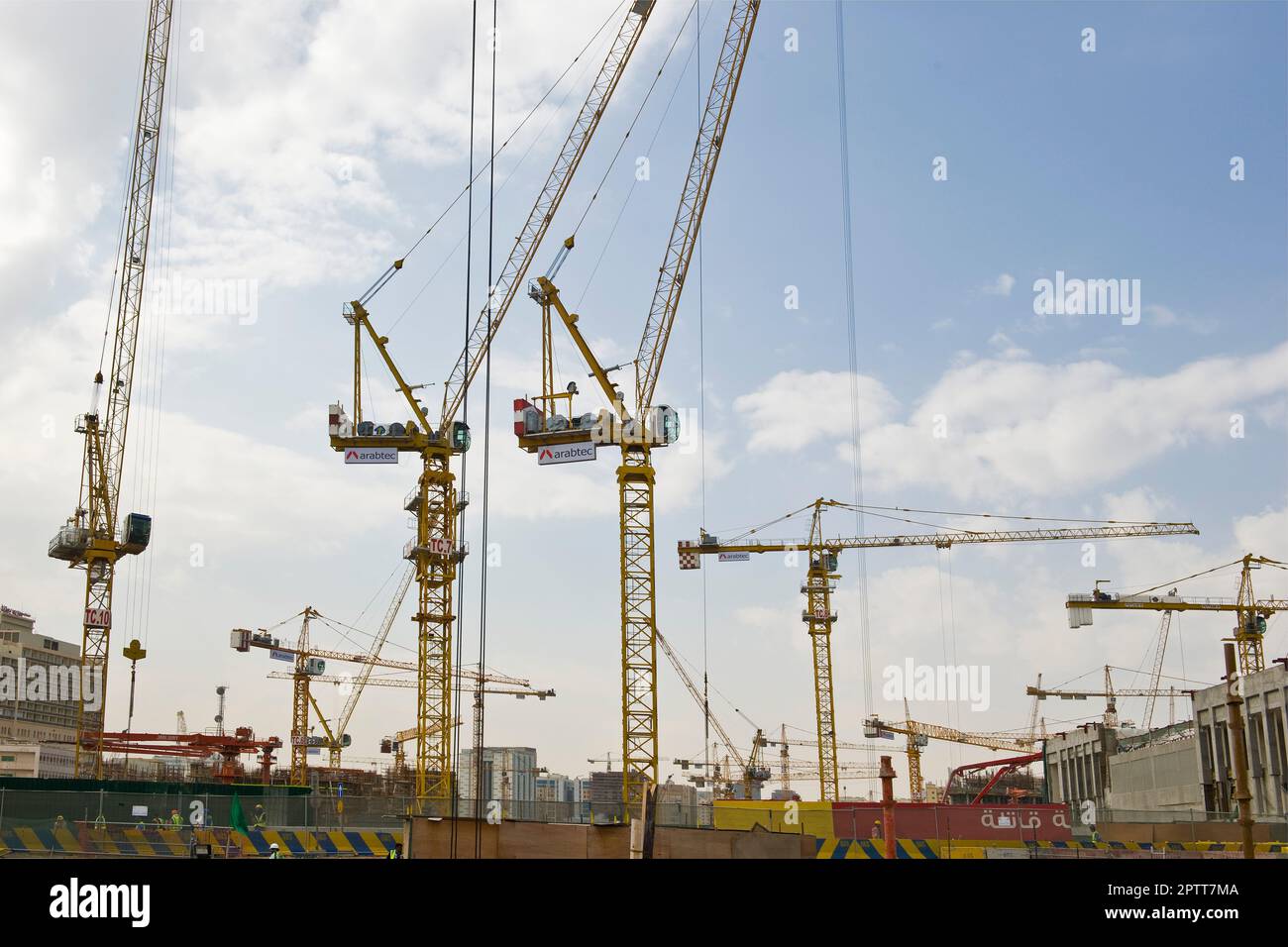 Qatar, Doha, Construction site Stock Photo - Alamy