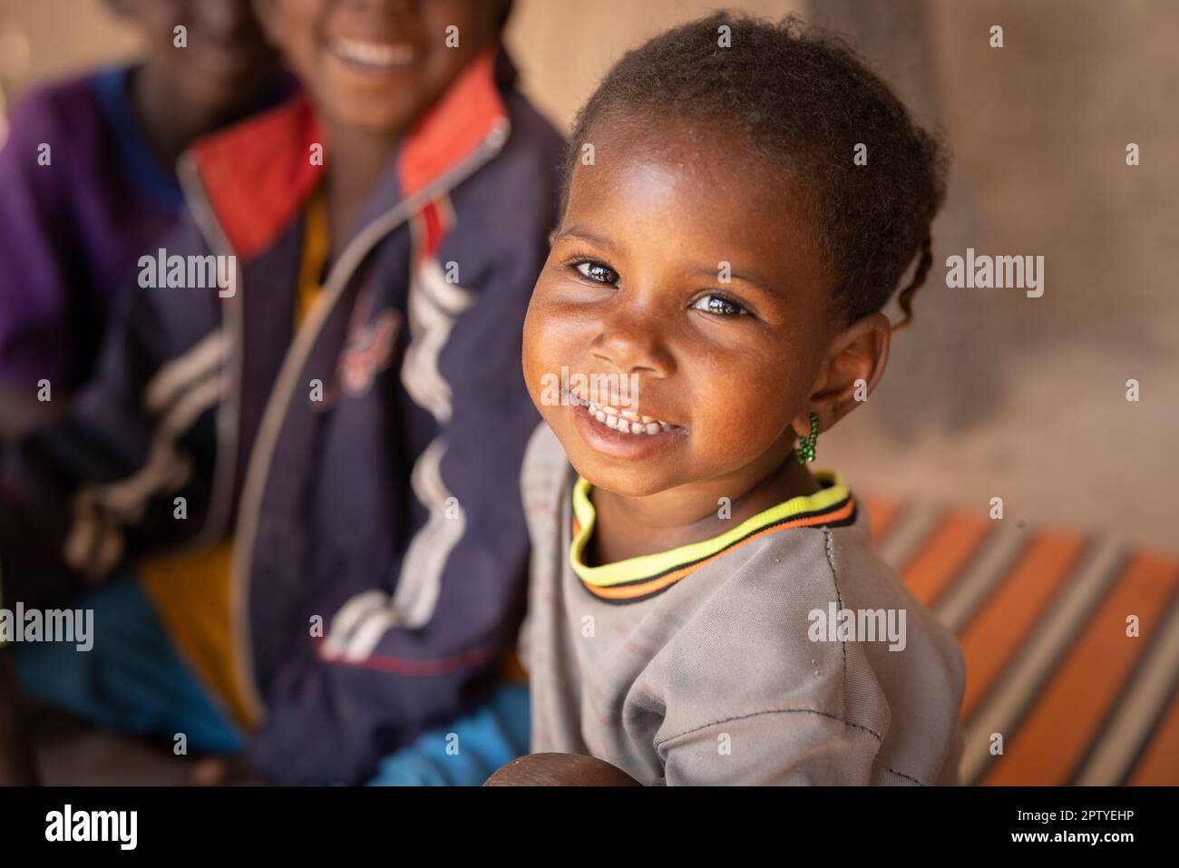 Smiling Fulani IDP girl in Segou Region, Mali, West Africa. 2022 Mali drought and hunger crisis. Stock Photo