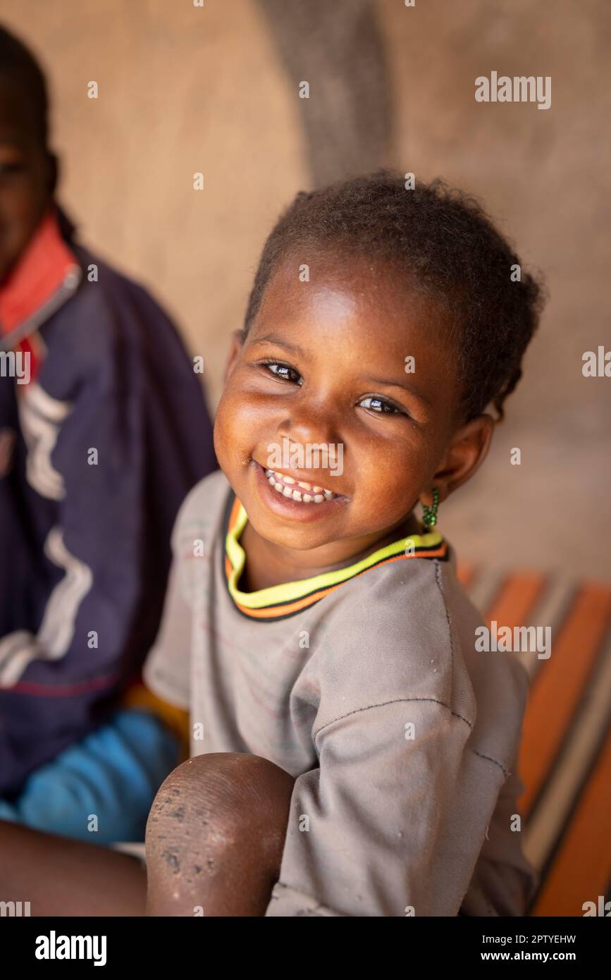 Smiling Fulani girl in Segou Region, Mali, West Africa. 2022 Mali drought and hunger crisis. Stock Photo