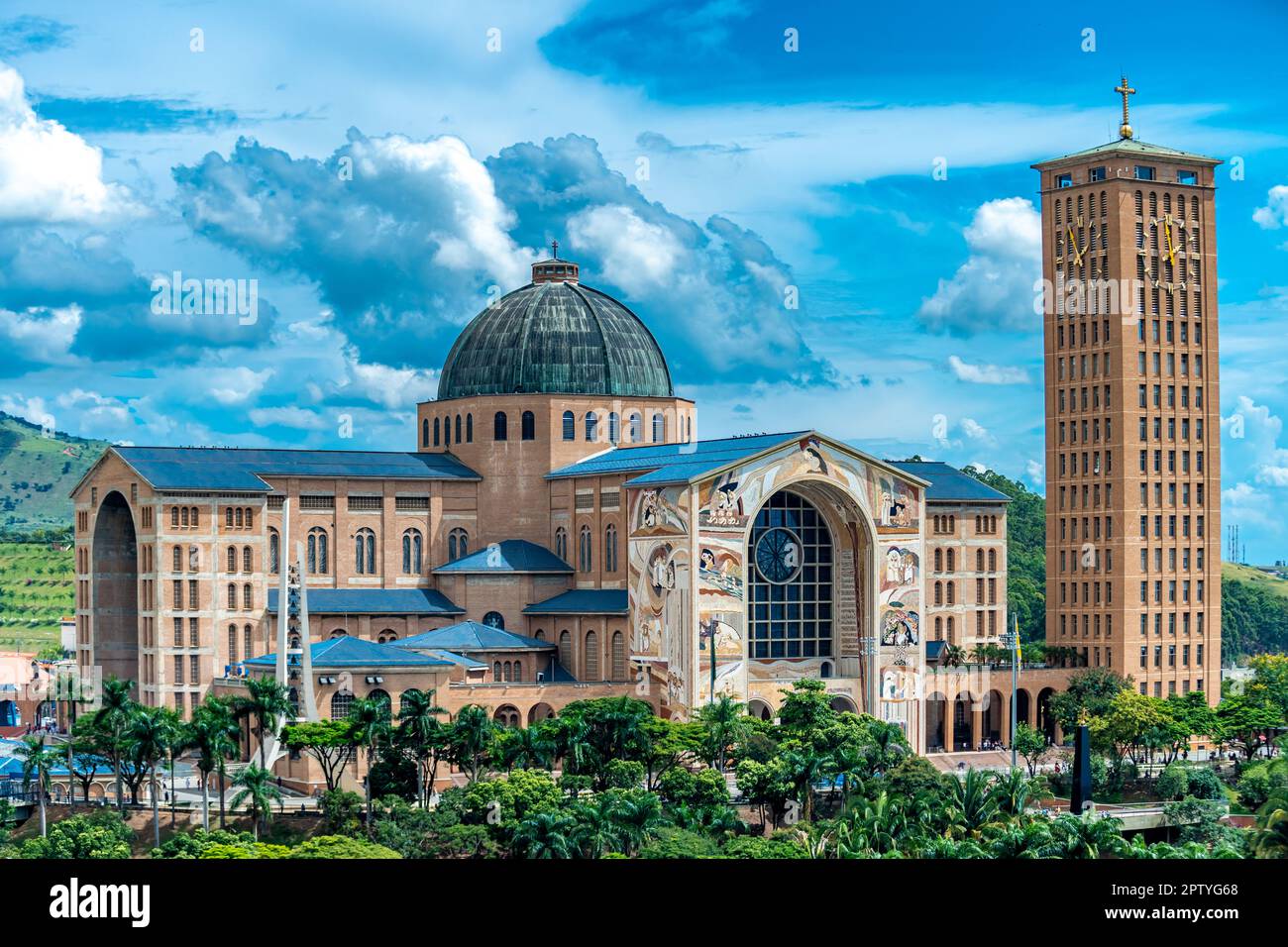 National shrine of aparecida hi-res stock photography and images - Alamy