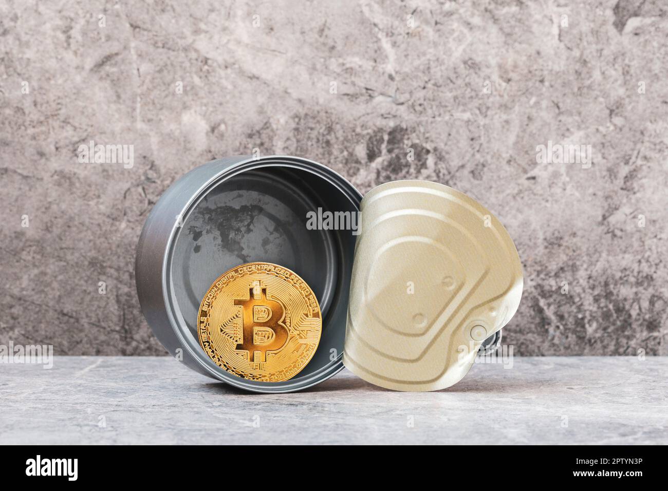 Bitcoin in tin can. Keeping money and cryptocurrency in metal food can. BTC  mining cryptocurrency and investing in blockchain Stock Photo - Alamy