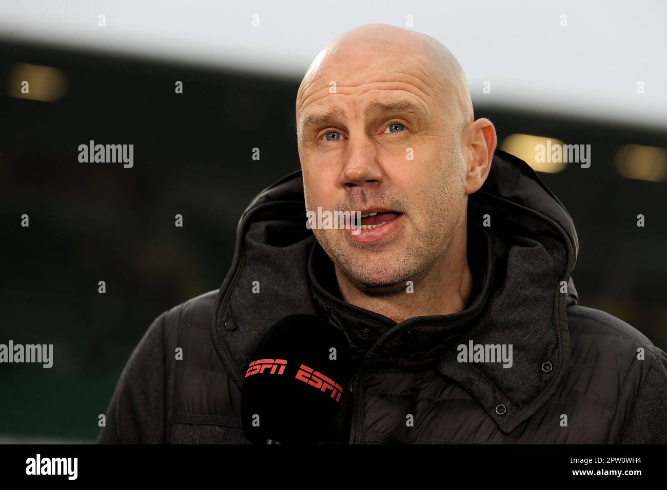 Den Haag, Netherlands. 28th Apr, 2023. DEN HAAG, NETHERLANDS - APRIL 28: Headcoach Bob Peeters of Helmond Sport during the Dutch Keukenkampioendivisie match between ADO Den Haag and Helmond Sport at Bingoal Stadion on April 28, 2023 in Den Haag, Netherlands (Photo by Hans van der Valk/Orange Pictures) Credit: Orange Pics BV/Alamy Live News Stock Photo