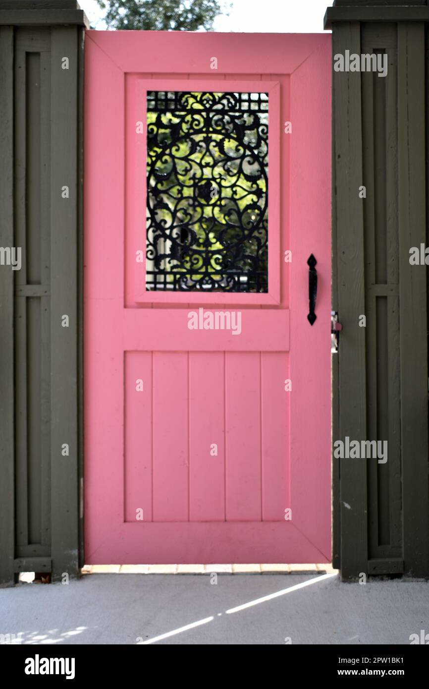 Secret garden aesthetic hi-res stock photography and images - Alamy
