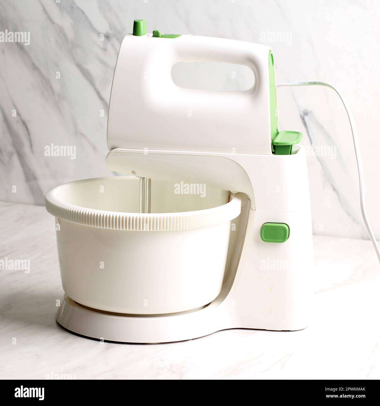 Hand Mixer or Standing Mixer, Kitchen Device Beaters Batter Maachine