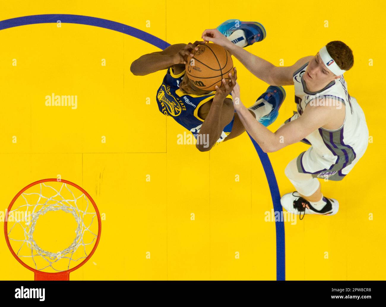 San Francisco, CA, USA. 28th Apr, 2023. Sacramento Kings guard Kevin Huerter (9) grabs ball from Golden State Warriors forward Andrew Wiggins (22) during Game 6 of the first-round NBA playoff series at Chase Center on Wednesday, April 28, 2023. (Credit Image: © Paul Kitagaki Jr./ZUMA Press Wire) EDITORIAL USAGE ONLY! Not for Commercial USAGE! Stock Photo
