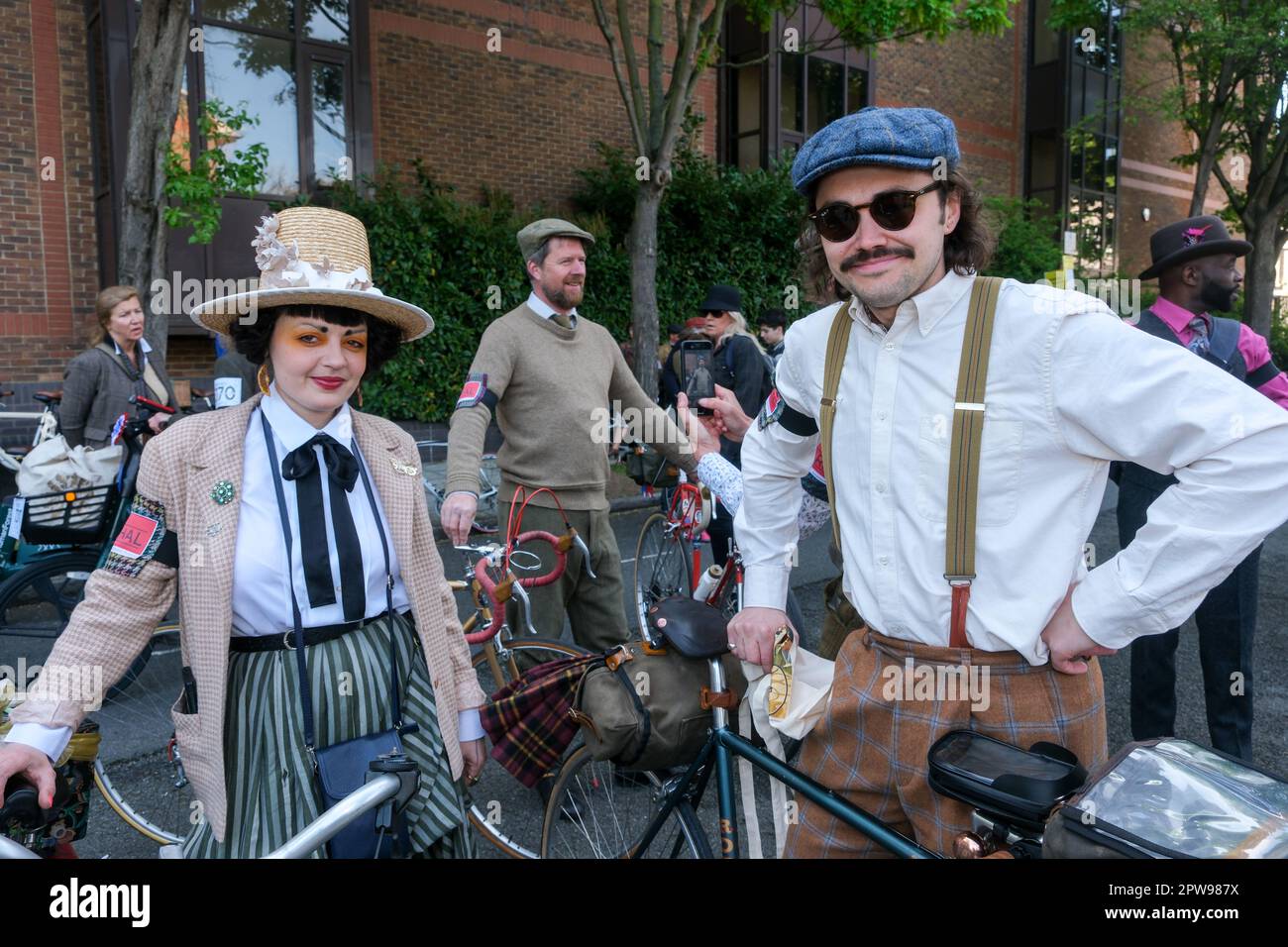 Farringdon, London, UK. 29th April 2023. The Tweed Run, the metropolitan bicycle ride though central London. Credit: Matthew Chattle/Alamy Live News Stock Photo