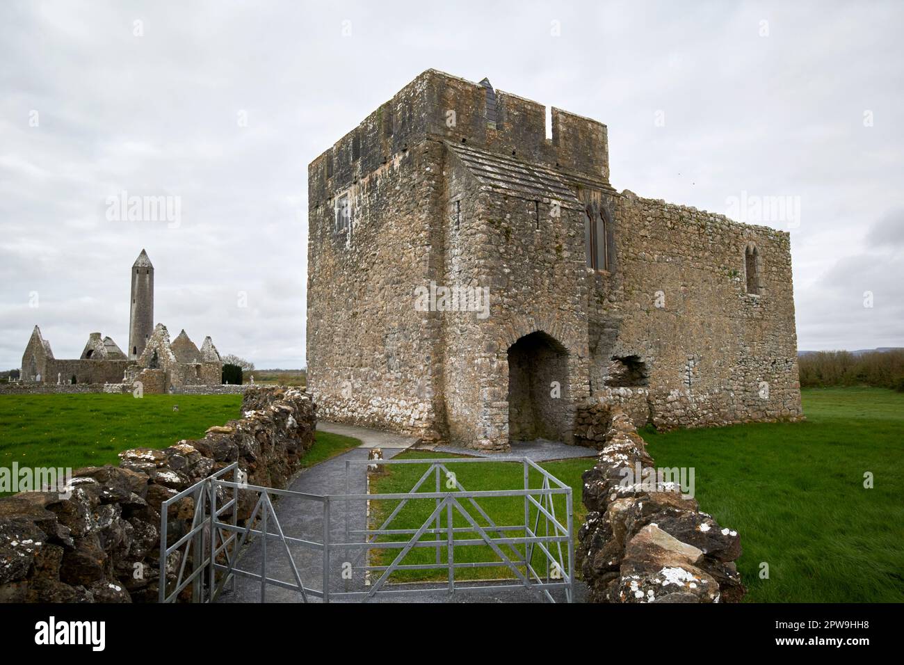 abbots house at Kilmacduagh monastery county galway republic of ireland Stock Photo