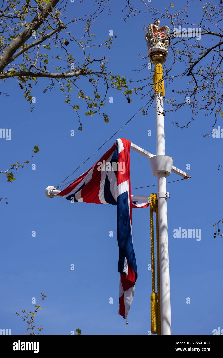 Tourists gather along The Mall to enjoy the build up and preparations