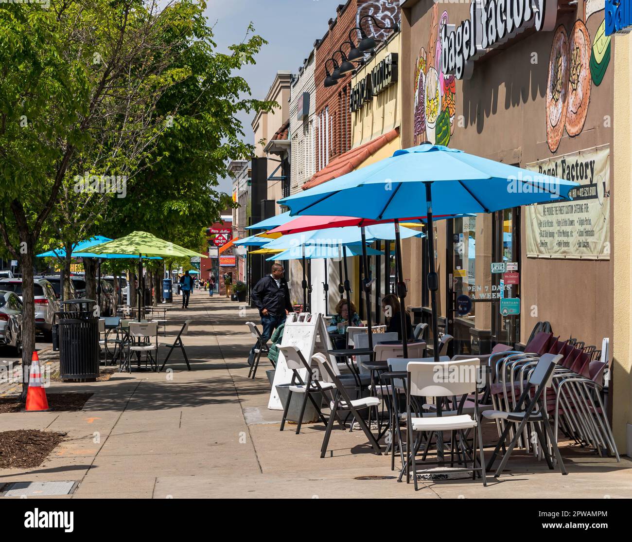 Restaurants and businesses along Forbes Avenue in the Squirrel Hill neighborhood in Pittsburgh, Pennsylvania, USA Stock Photo