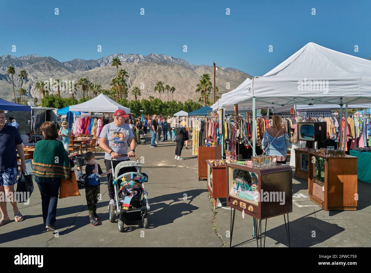 Mid Century modern furniture show, Palm Springs Stock Photo Alamy