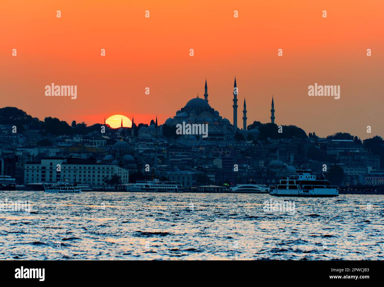 Sunset on the Bosphorus in Istanbul, Turkey Stock Photo - Alamy