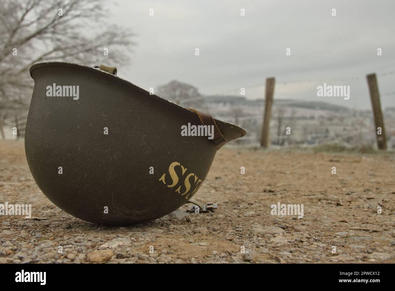 Us army helmet world war ii hi-res stock photography and images - Alamy