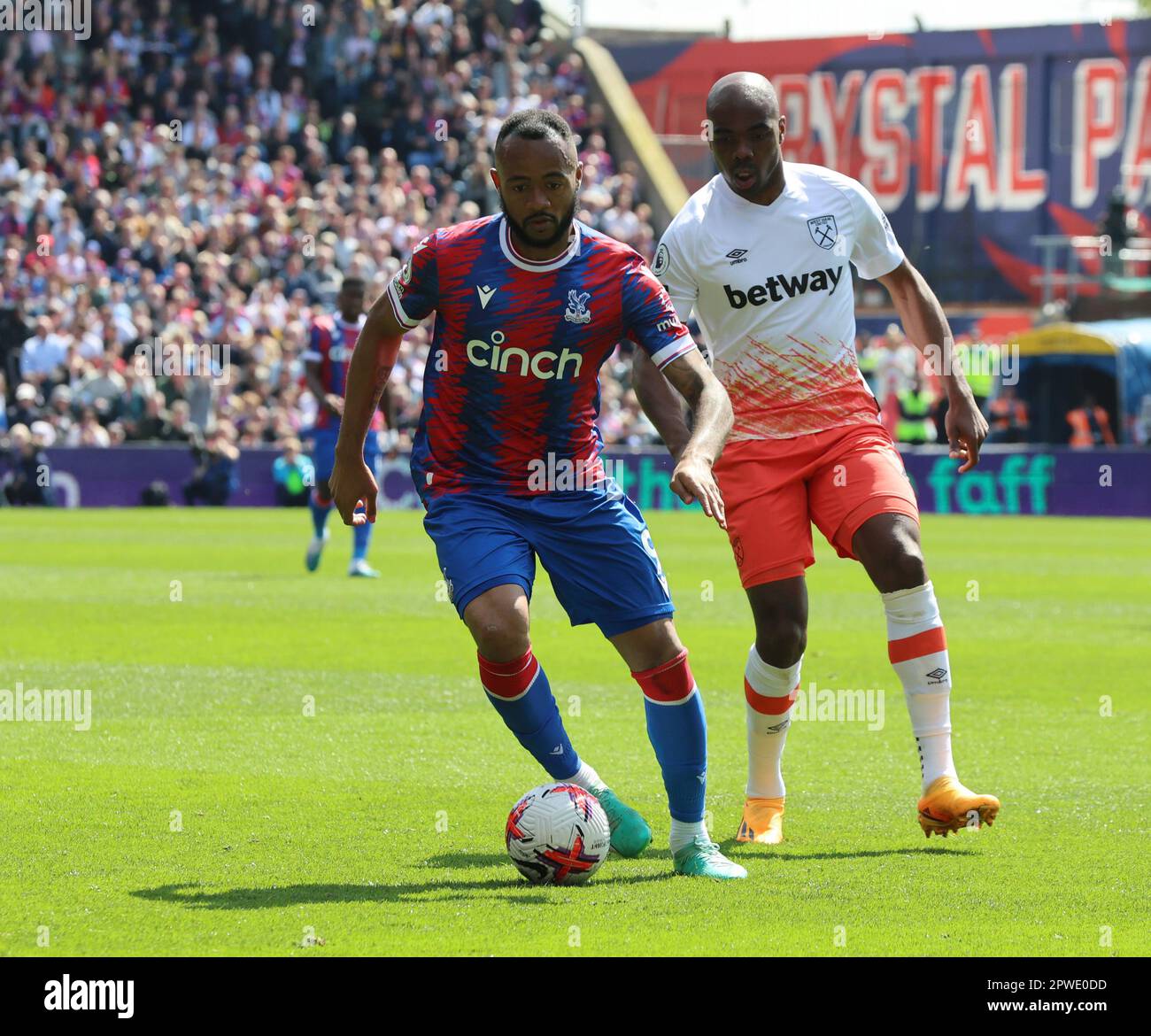 Thomas Partey Arsenal Tyrick Mitchell Crystal Editorial Stock