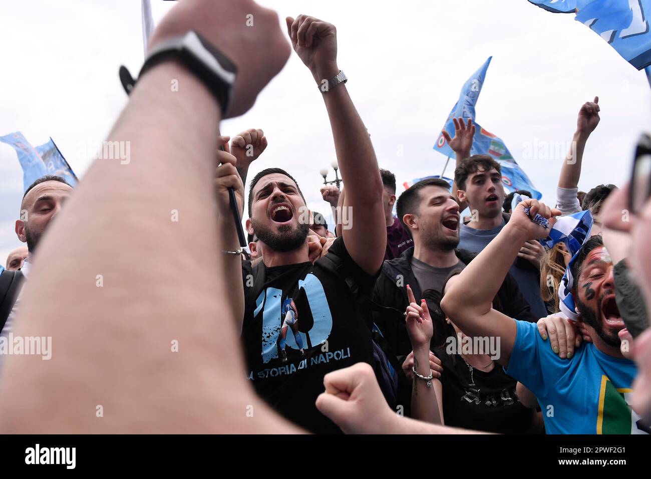 Naples, Italy. 30th Apr, 2023. SSC Napoli fans celebrate during the italian championship matchday in Naples (Italy), April 30th, 2023. SSC Napoli needs two more points to win the third scudetto of his history Credit: Insidefoto di andrea staccioli/Alamy Live News Stock Photo