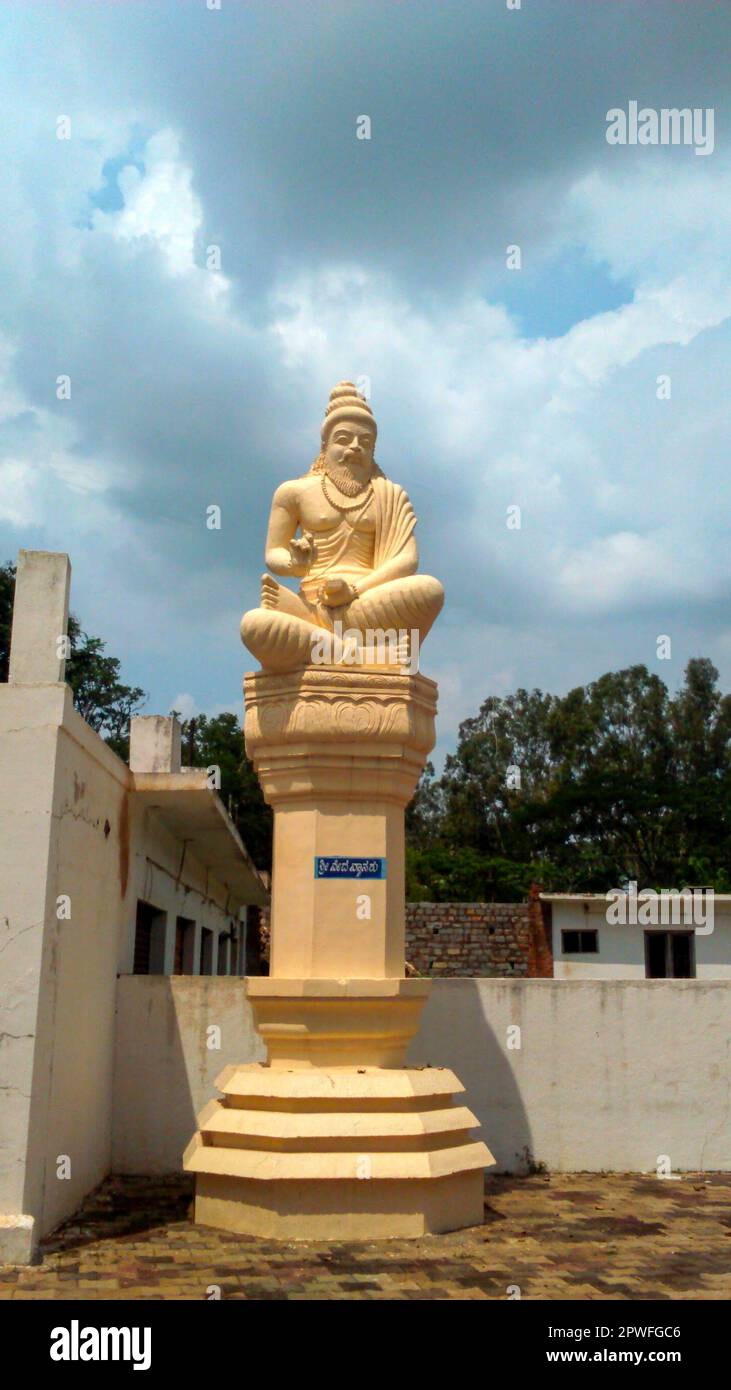Veda Vyasa Statue on a pillar in Yoganarasimha swamy Temple, Kaivara