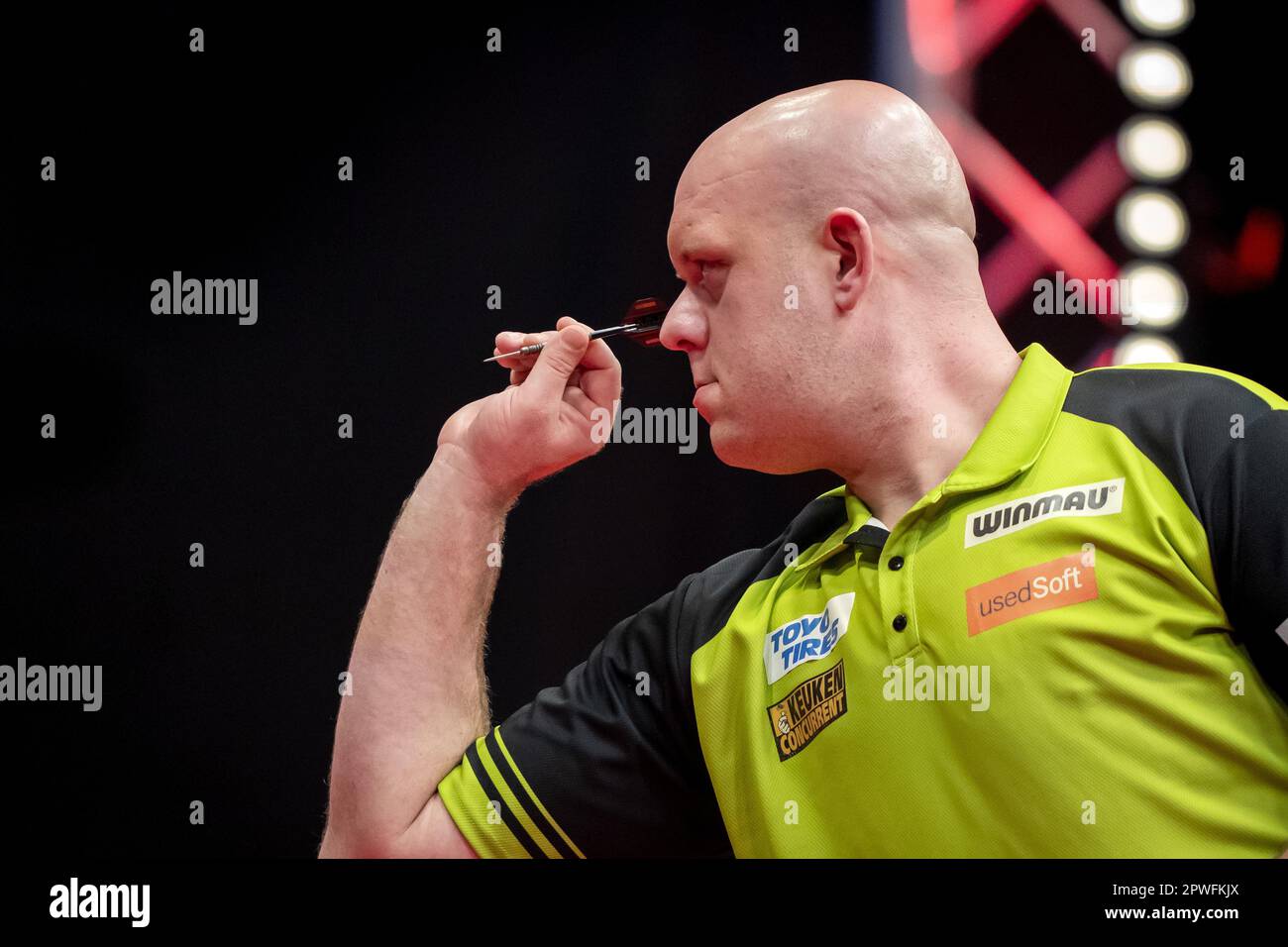 LEEUWARDEN - Michael van Gerwen during the Dutch Darts Championship 2023 in  the WTC Leeuwarden. This darts