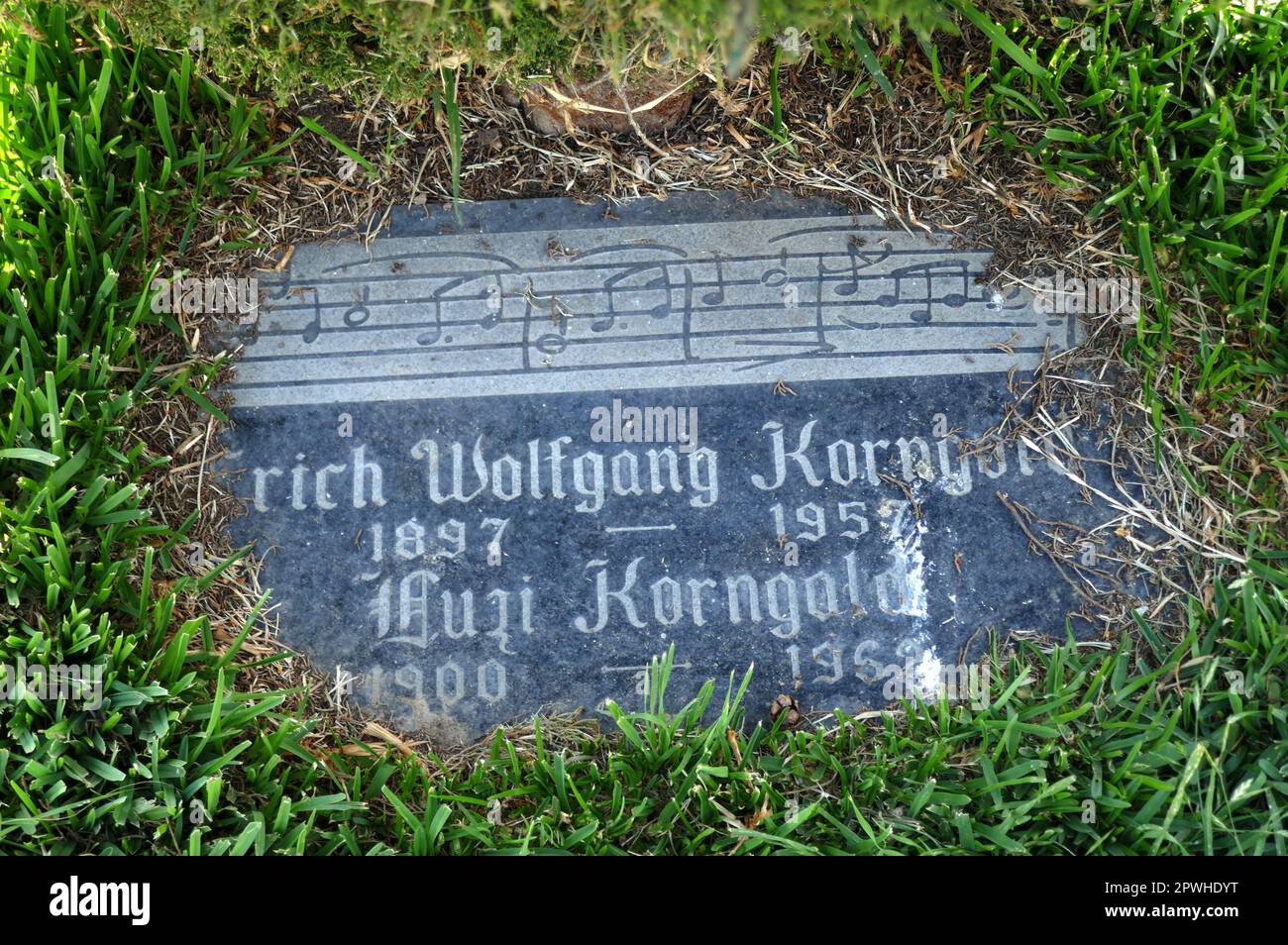 Los Angeles, California, USA 29th April 2023 Composer Erich Wolfgang Korngold Grave in Garden of Legends at Hollywood Forever Cemetery on April 29, 2023 in Los Angeles, California, USA. Photo by Barry King/Alamy Stock Photo Stock Photo