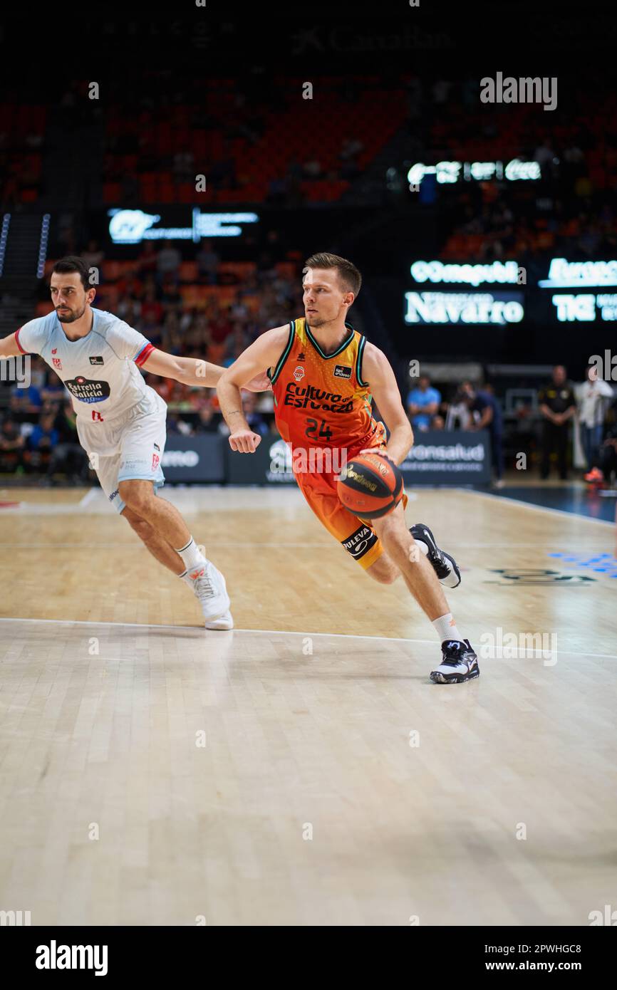 Valencia, Spain. 29th Apr, 2023. Martin Hermannsson of Valencia basket in action during the Endesa League Regular Season Round 30 between Valencia and Monbus Obradoiro at Fuente de San Luis Sport Hall. Valencia Basket 87:78 Monbus Obradoiro Credit: SOPA Images Limited/Alamy Live News Stock Photo