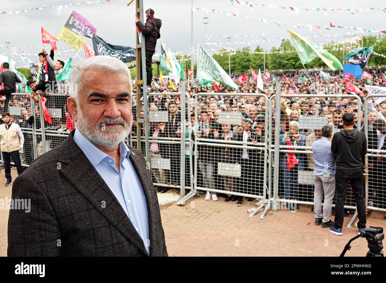 Zekeriya Yapicioglu, the Leader of the Islamic Kurdish party Free Cause ...