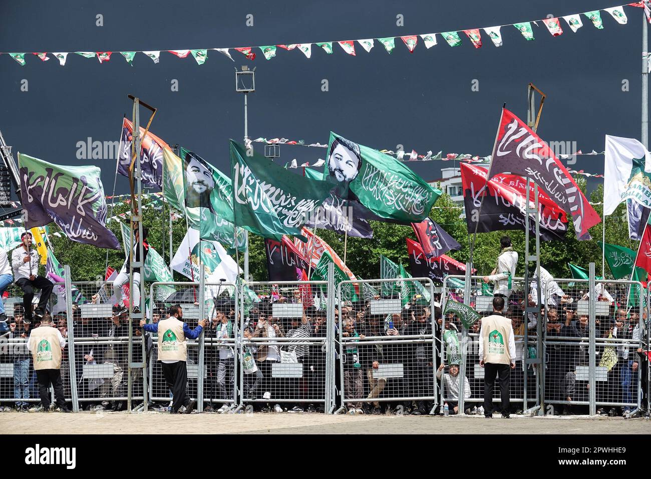 Participants of the birthday event of the Islamic Prophet Muhammad ...