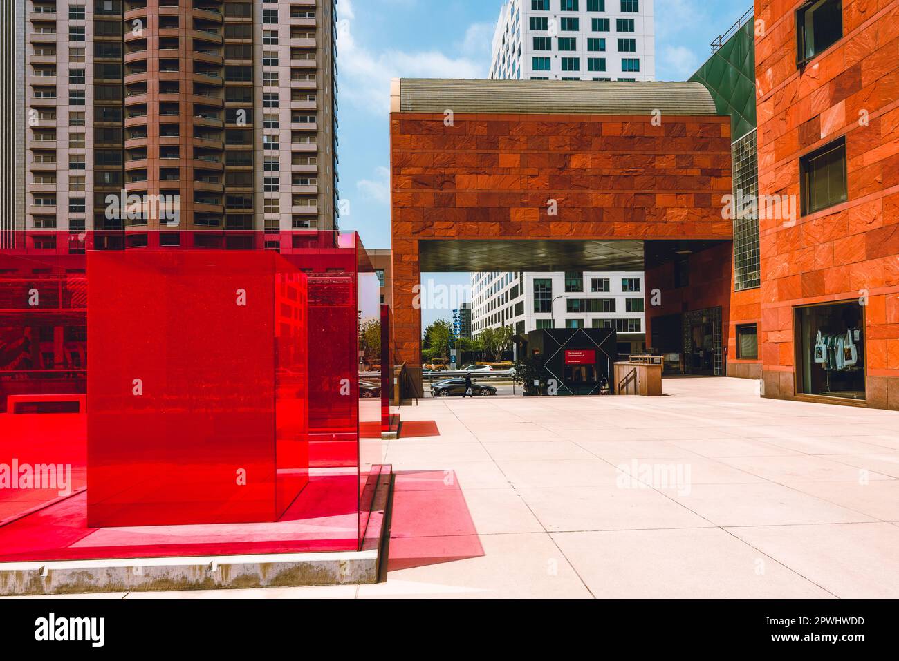 Los Angeles, California, USA - April 25, 2023.   The Museum of Contemporary Art, and artist Larry Bell’s red-cube installation. MOCA in Los Angeles is Stock Photo
