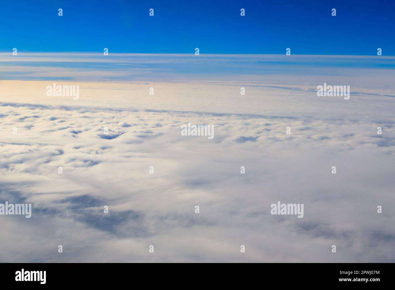 Beautiful white clouds in blue hi-res stock photography and images - Alamy