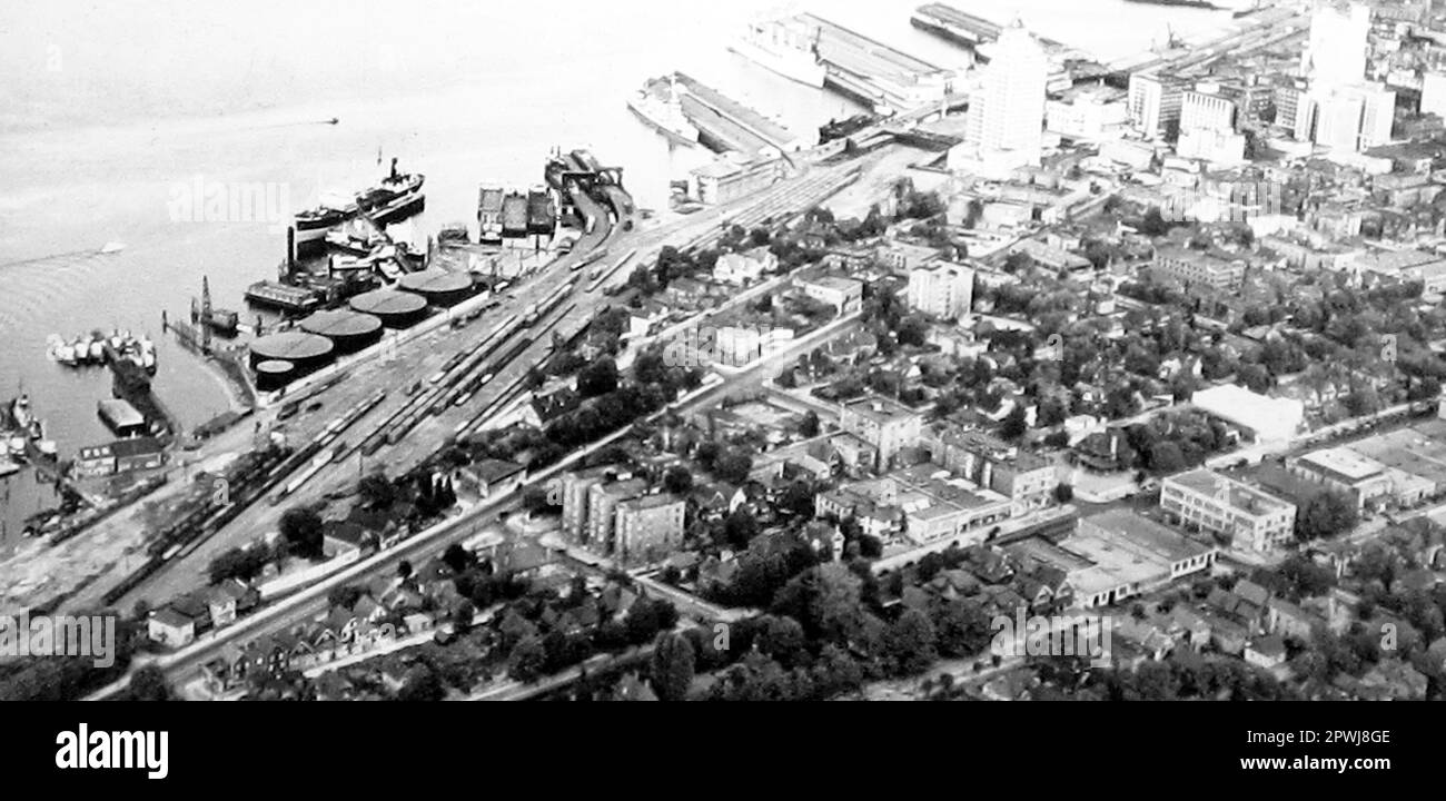Aerial view of the Port of Vancouver, Canada, early 1900s Stock Photo ...