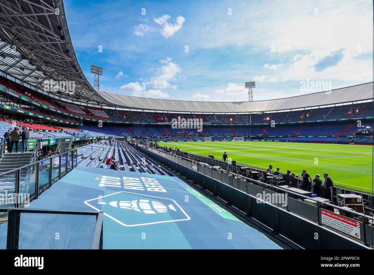 Feyenoord and AZ reach final of this year' KNVB Cup 