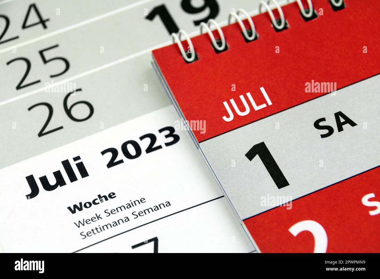 Deutscher roter Kalender 1. Juli 2023 Samstag Nahaufnahme Stock Photo