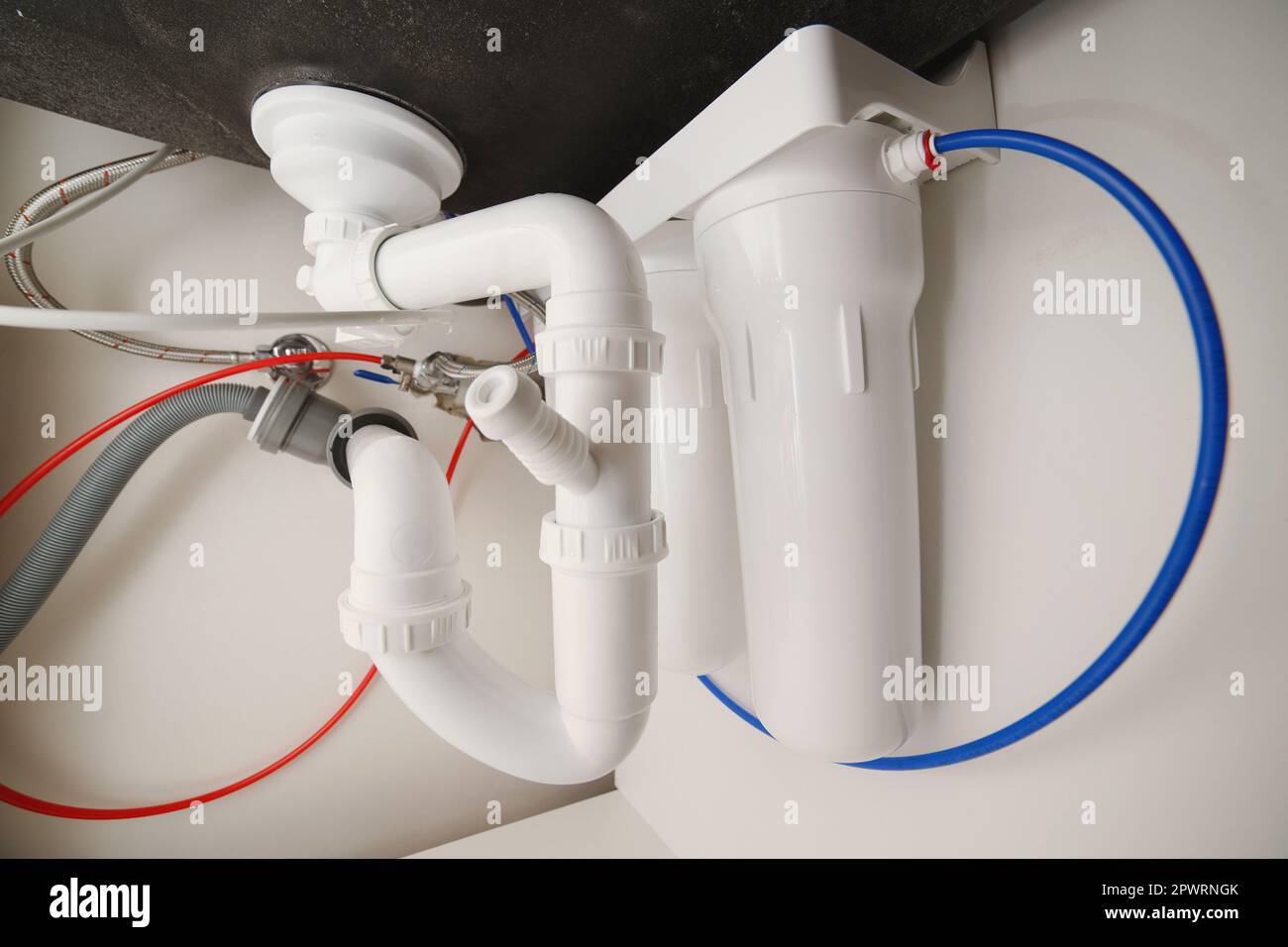 House water filtration system, Reverse osmosis. Installation or