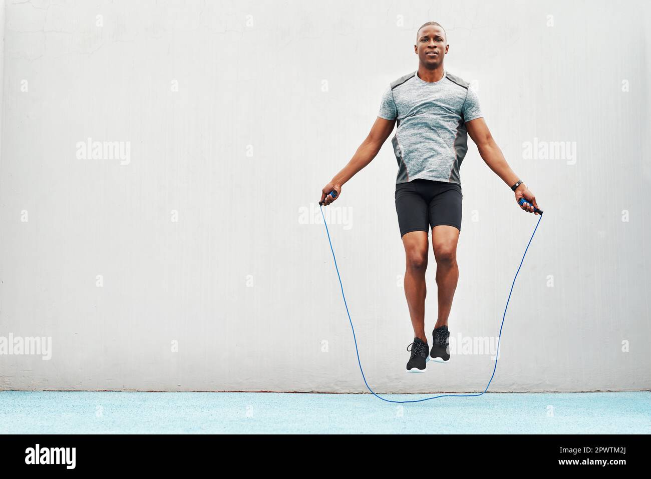 Athlete skipping rope outdoors hi-res stock photography and images - Page 3  - Alamy