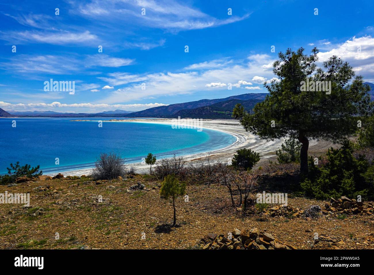 salda-lake-lake-salda-salda-golu-salda-antalya-turkey-stock-photo