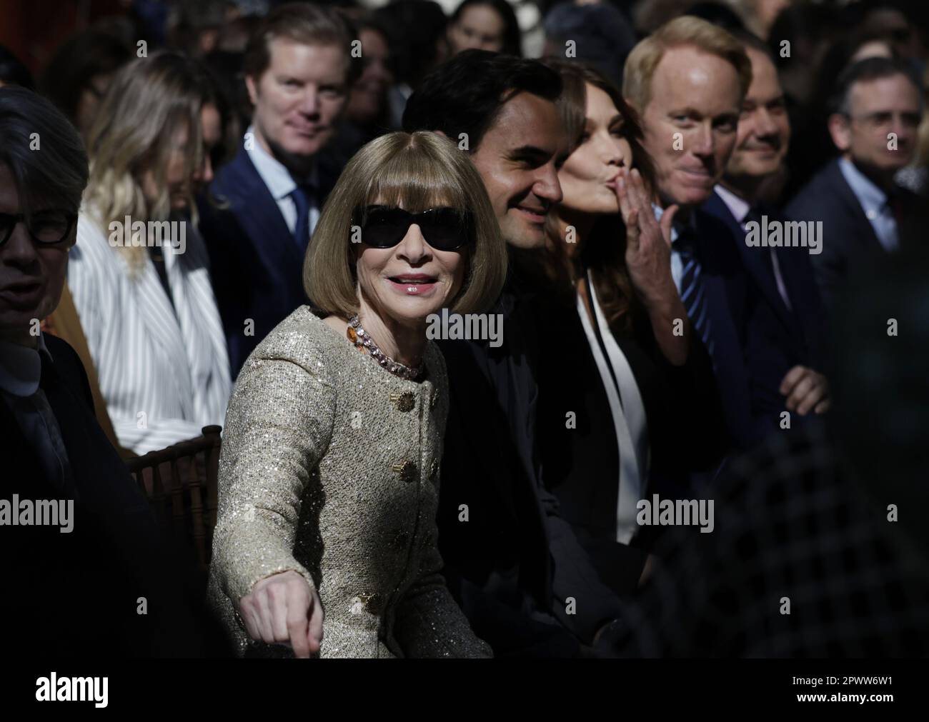 Louis Vuitton - Anna Wintour and Roger Federer at the Louis