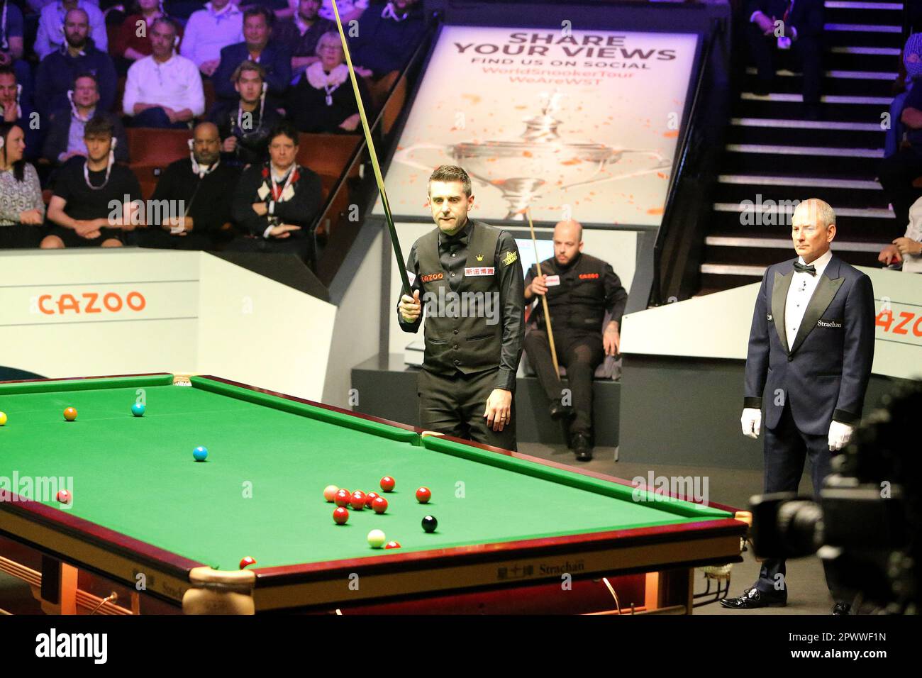 Mark selby snooker 2023 hi-res stock photography and images - Page 2