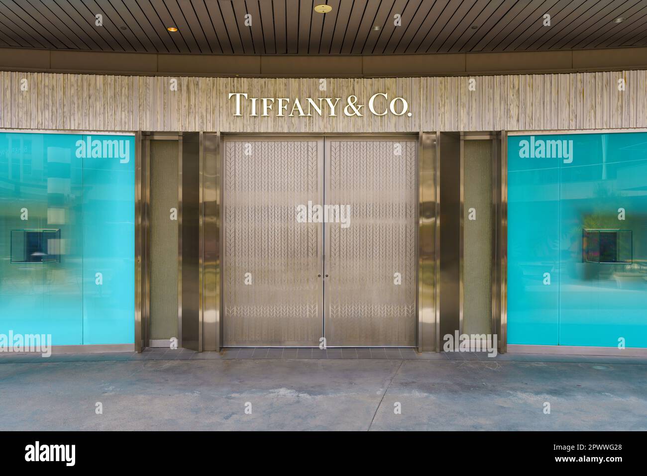 Tiffany and Company at Santa Monica Place, shopping mall in Santa Monica, Los Angeles, California. Tiffany's is a luxury jewelry design house. Stock Photo