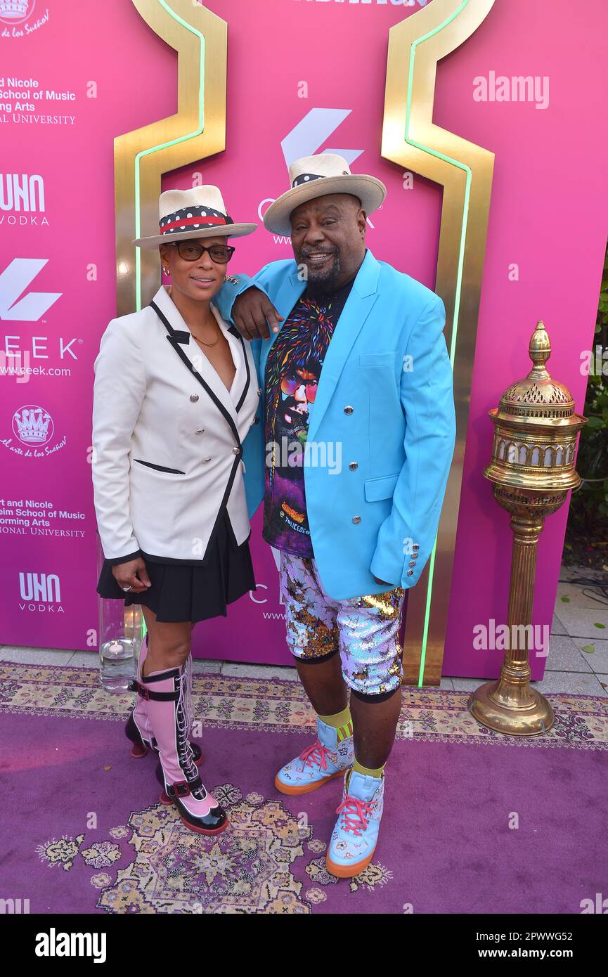 MIAMI, FL APRIL 29Carlon ThompsonClinton and musician