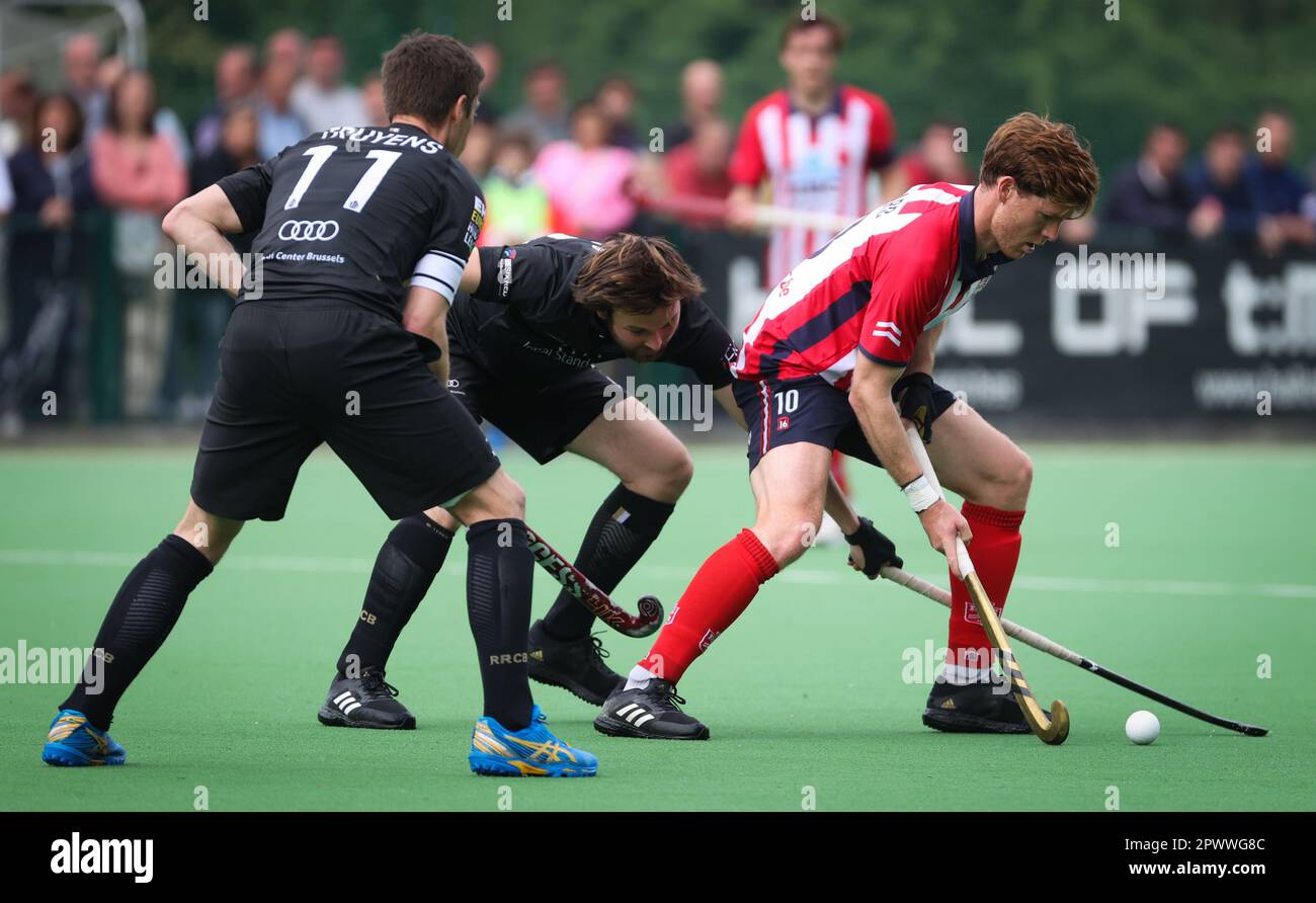 Brussels, Belgium. 01st May, 2023. Leopold's Gauthier Boccard fights for the ball during a hockey game between Royal Racing Club Bruxelles and Royal Leopold Club, Monday 01 May 2023 in Uccle/Ukkel, Brussels, on day 21 of the Belgian Men Hockey League season 2022-2023. BELGA PHOTO VIRGINIE LEFOUR Credit: Belga News Agency/Alamy Live News Stock Photo