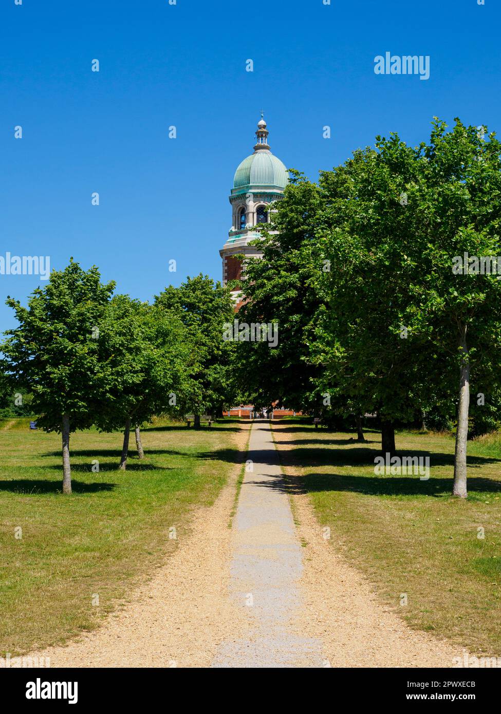 Footpath to the Chapel at the Royal Victoria Country Park, Netley, Hampshire, UK Stock Photo