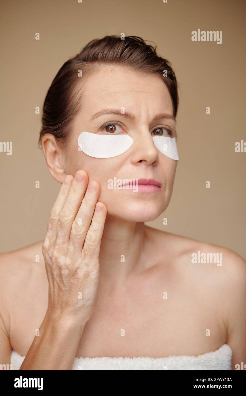 Brightening patches hi-res stock photography and images - Alamy
