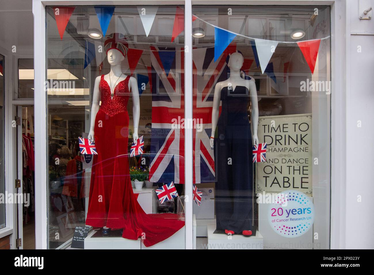 HenleyonThames, Oxfordshire, UK. 1st May, 2023. There are plenty of red, white and blue