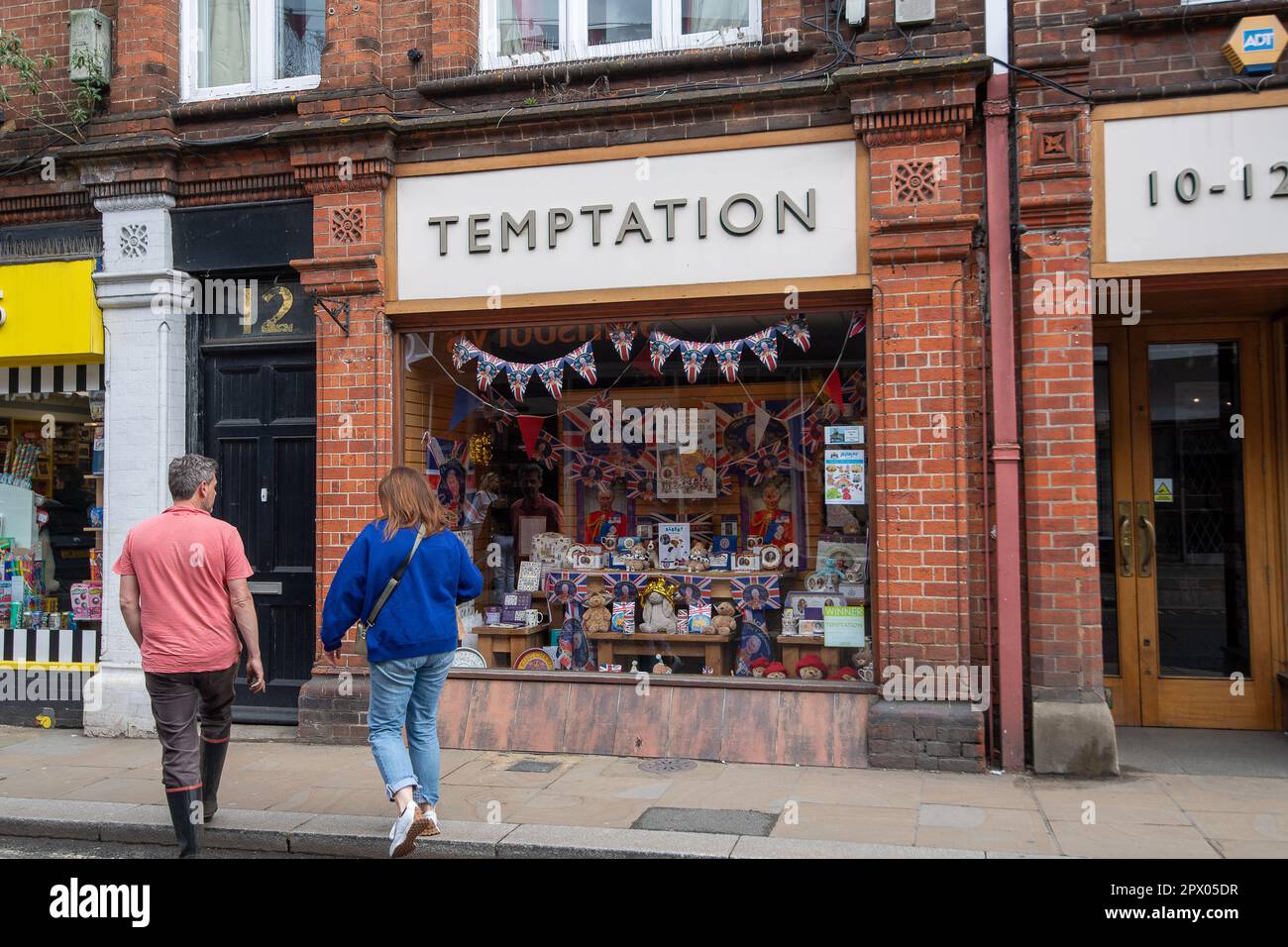 HenleyonThames, Oxfordshire, UK. 1st May, 2023. There are plenty of red, white and blue