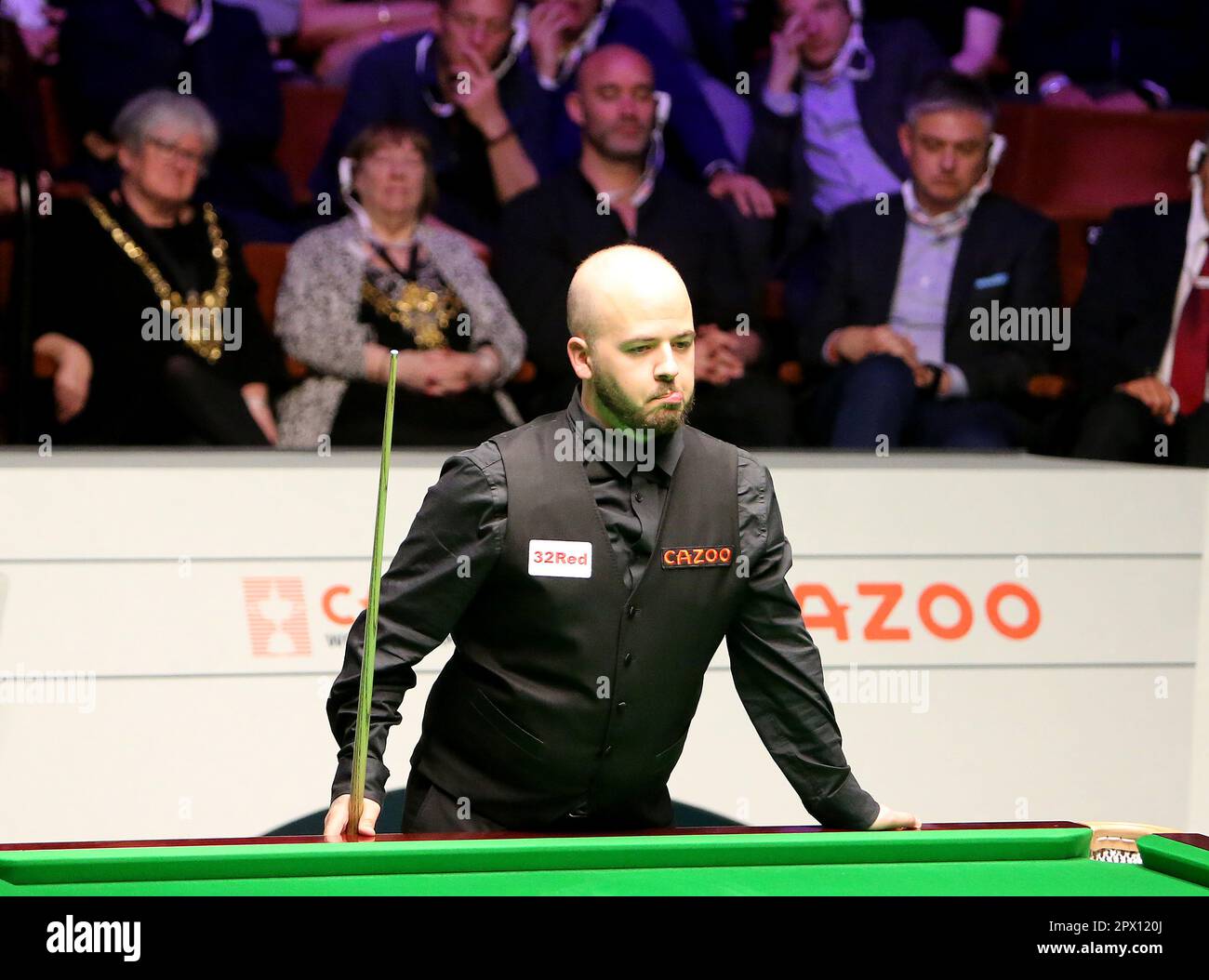 Sheffield, UK. 1st May 2023; The Crucible, Sheffield, England: 2023 Cazoo World  Snooker Championship Final; Luca Brecel in action versus Mark Selby Credit:  Action Plus Sports Images/Alamy Live News Stock Photo - Alamy