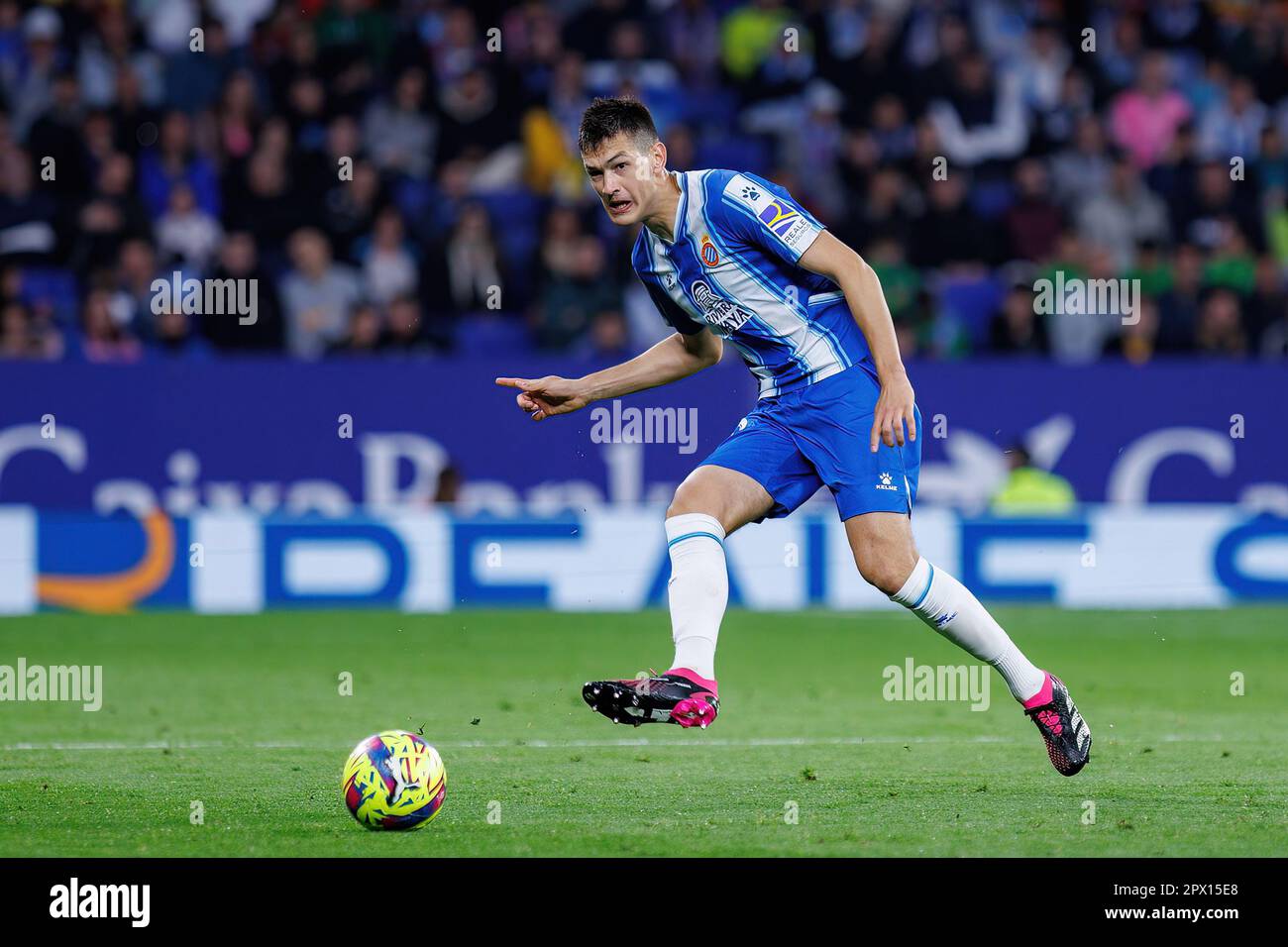 BARCELONA - MAR 18: Cesar Montes in action at the LaLiga match between ...