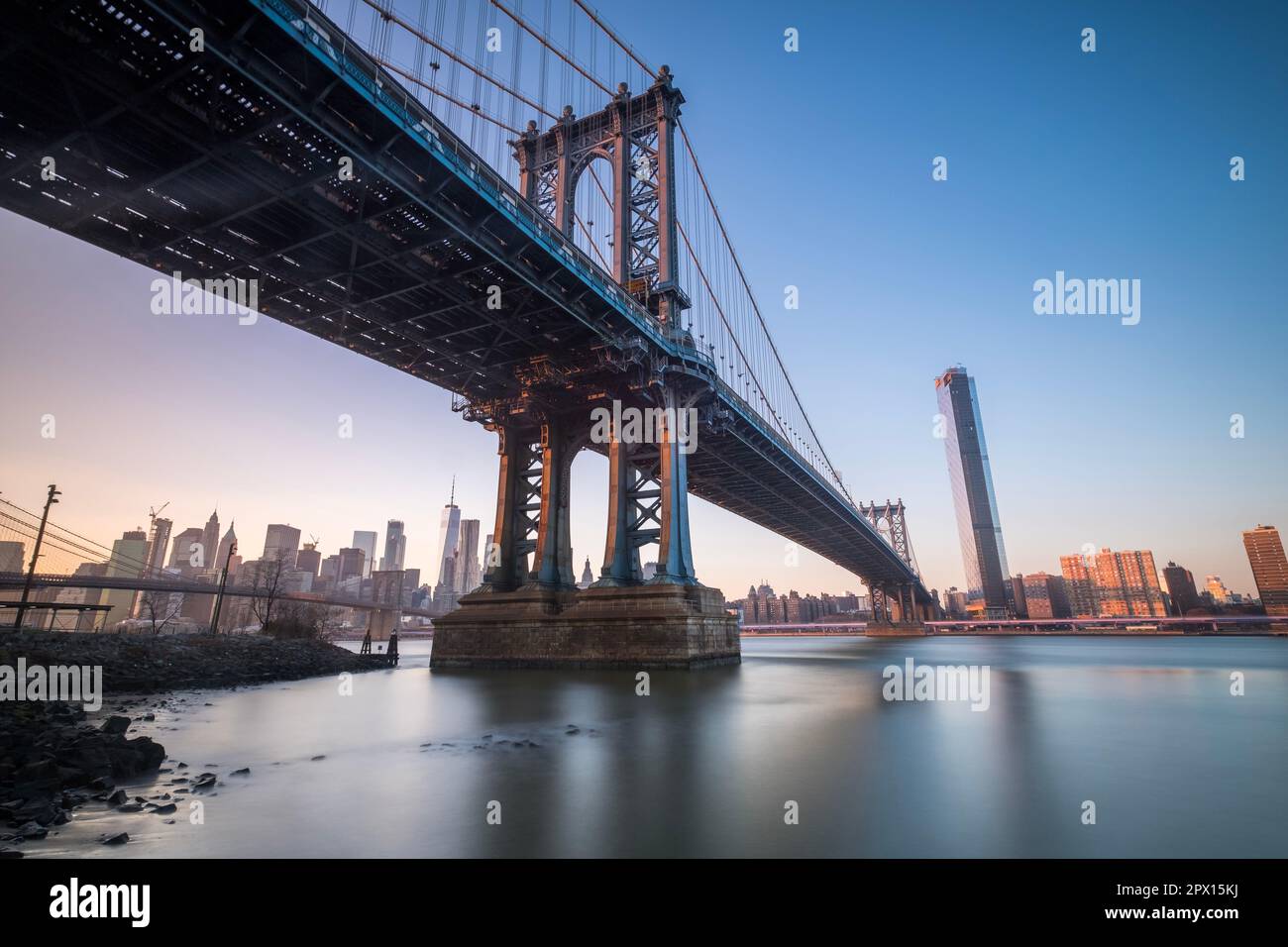 Manhattan Bridge seen from the coast next to the D.U.M.B.O area, during