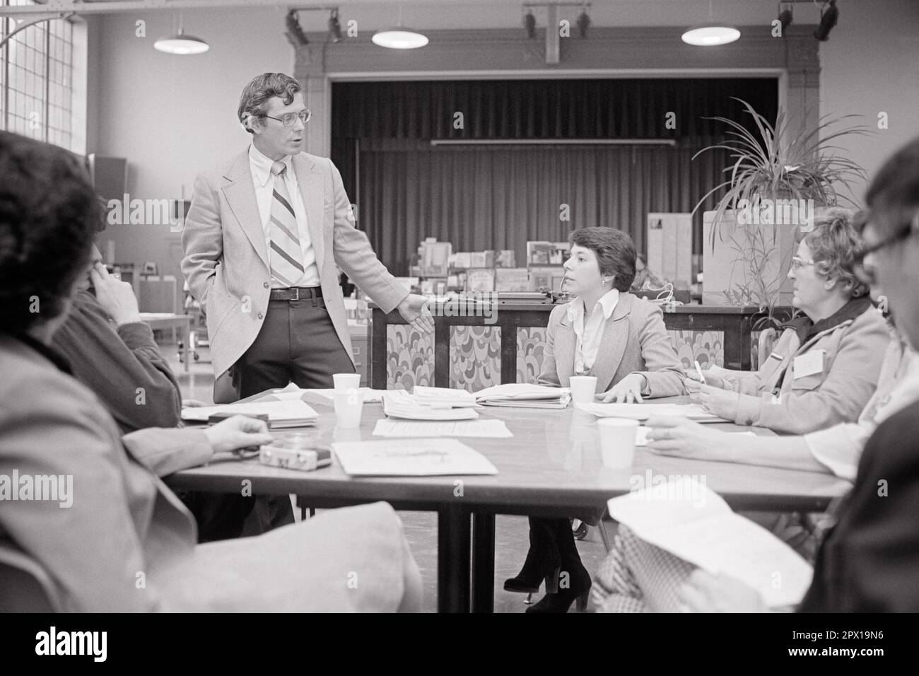 1970s teacher male hi-res stock photography and images - Alamy